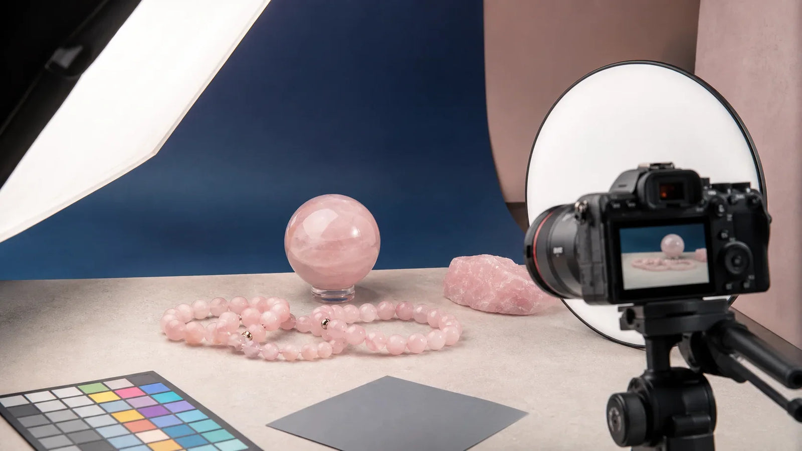 Studio photo pour rendre fidèlement la couleur du quartz rose
